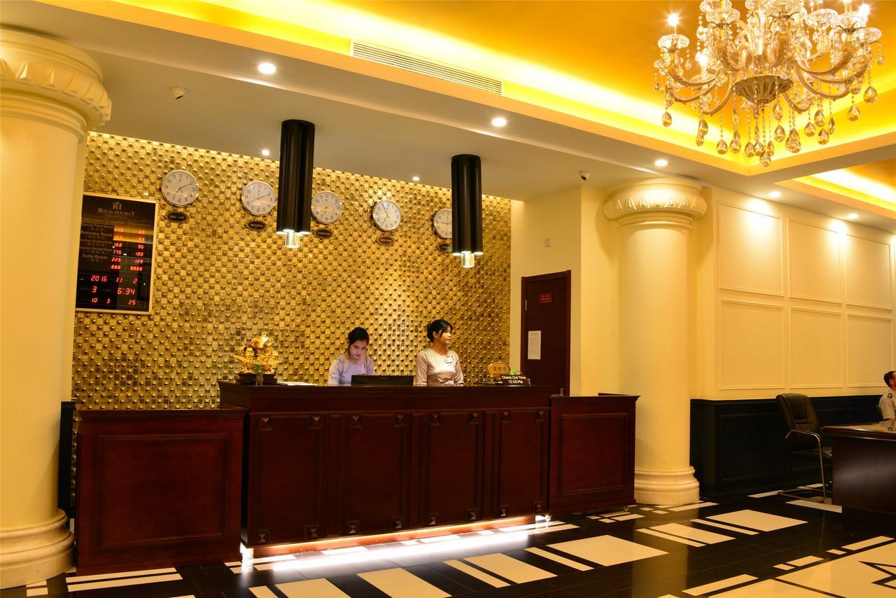 Royal Holiday Hotel Yangon Exterior photo